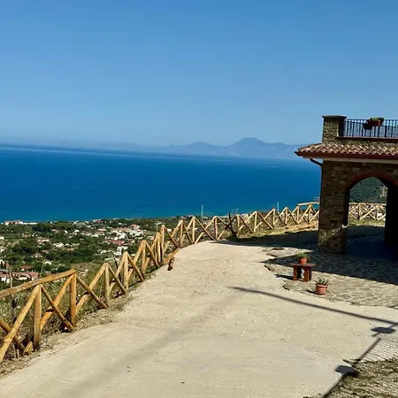 Casa Iris בית הארחה קסטלבאטה