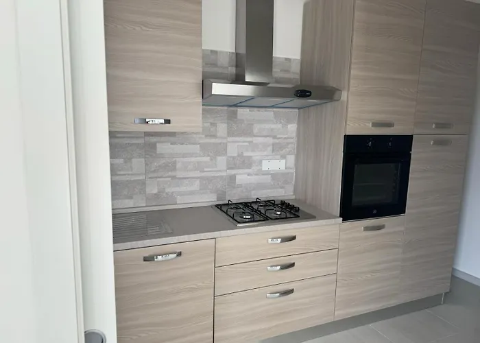 Casa Iris קסטלבאטה