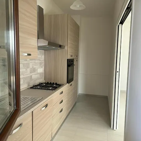 בית הארחה Casa Iris קסטלבאטה