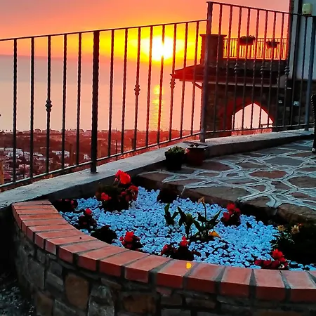 Casa Iris בית הארחה