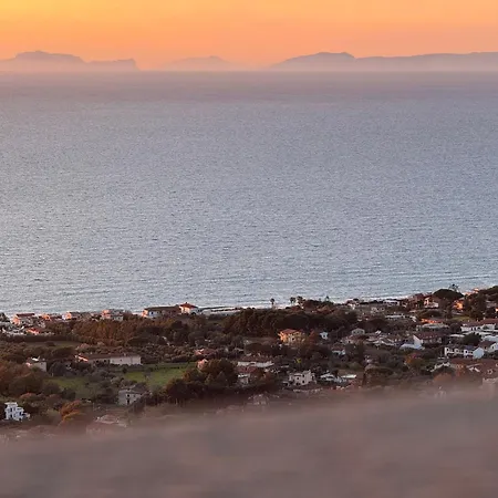 ゲストハウス Casa Iris