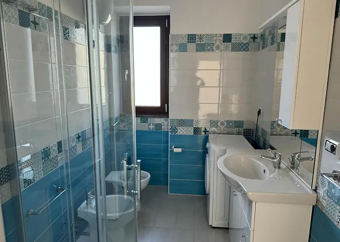 Casa Iris ゲストハウス カステッラバーテ