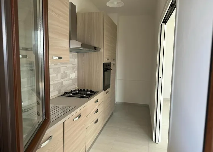 ゲストハウス Casa Iris カステッラバーテ