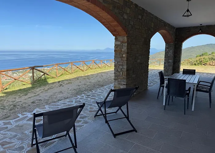 ゲストハウス Casa Iris 4*